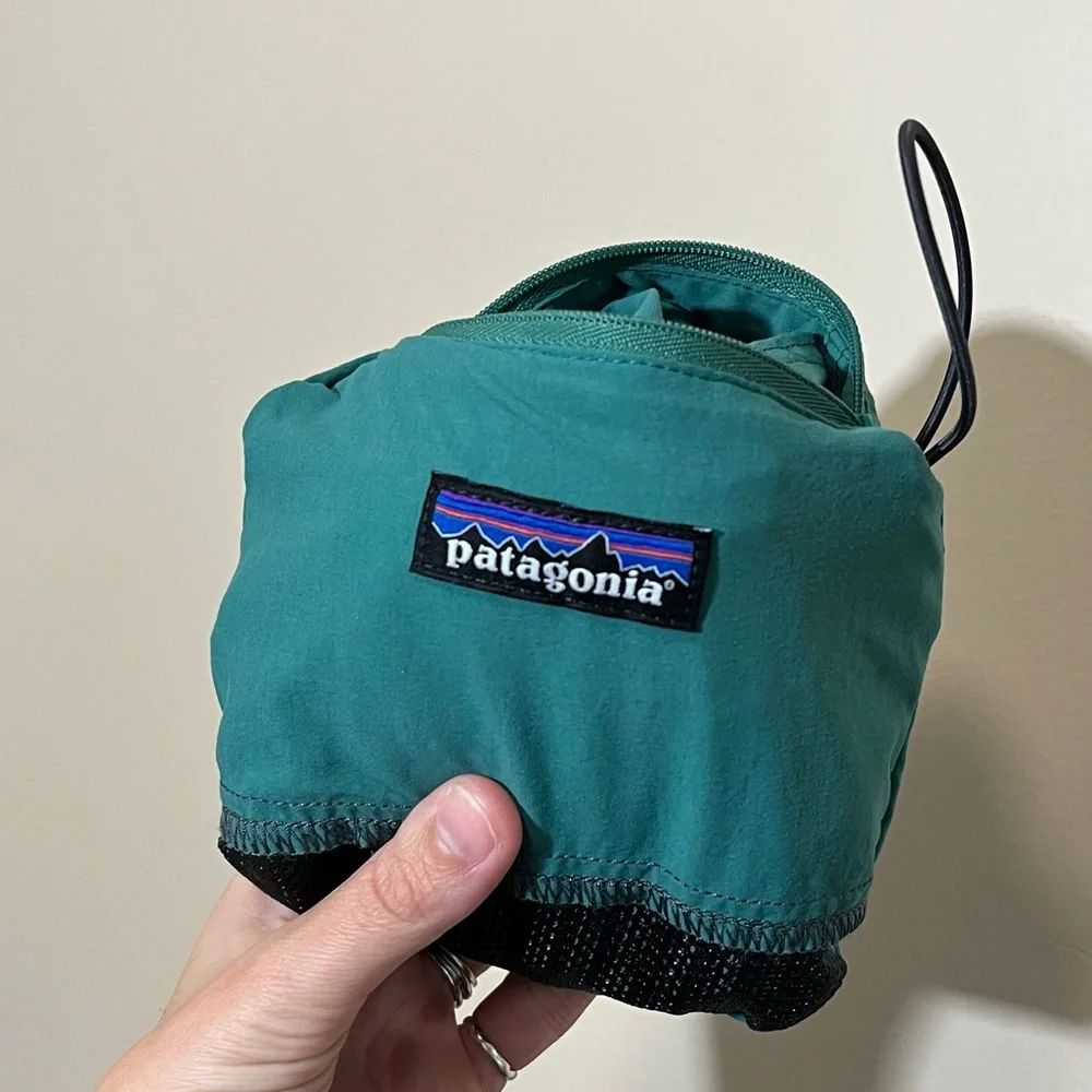 SOLD Patagonia Men’s Packable Board Shorts - Picture 7 of 14